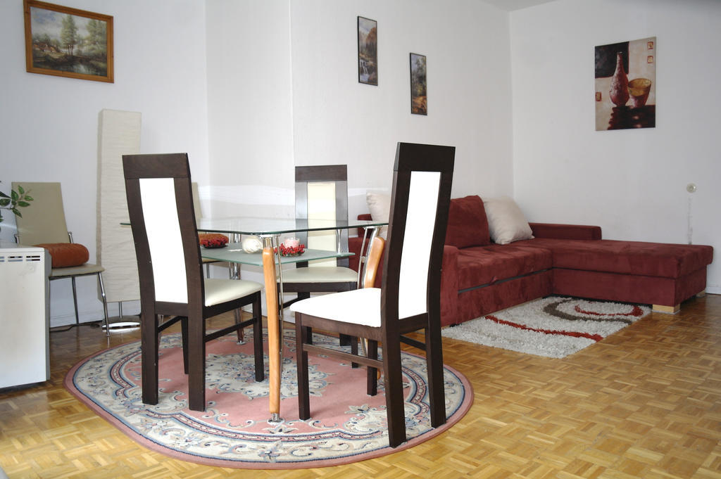 Kudamm Apartment West Central City Βερολίνο Δωμάτιο φωτογραφία